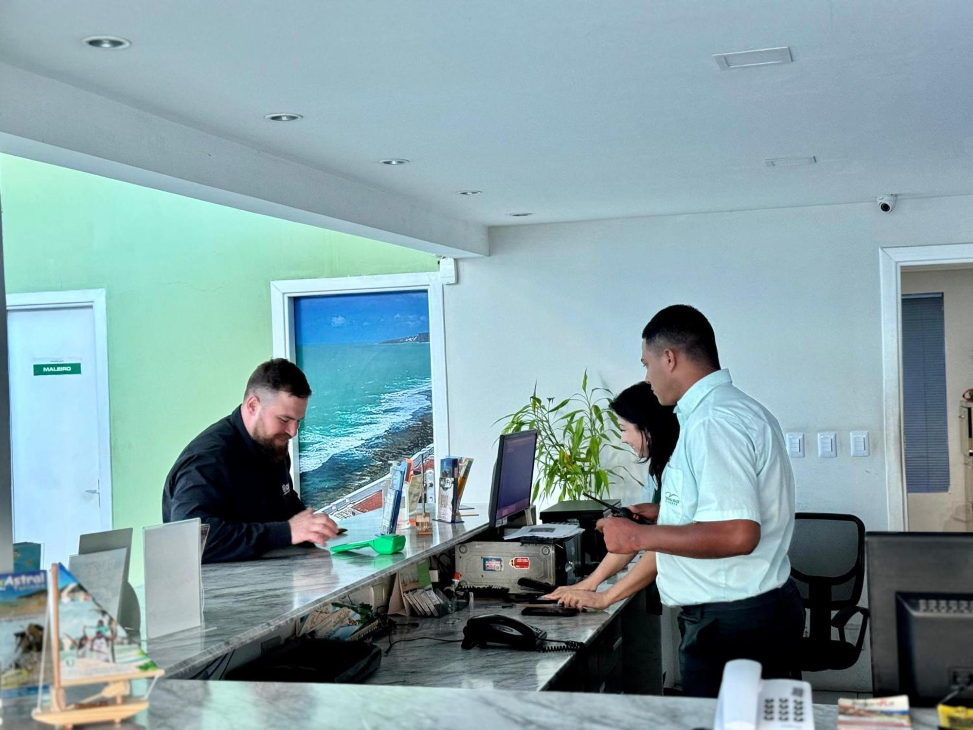 Edy Hospedagens Beira-Mar Flat 310 Com Vista Para O Morro Do Careca, Piscina E Localizacao Privilegiada Натал Екстериор снимка