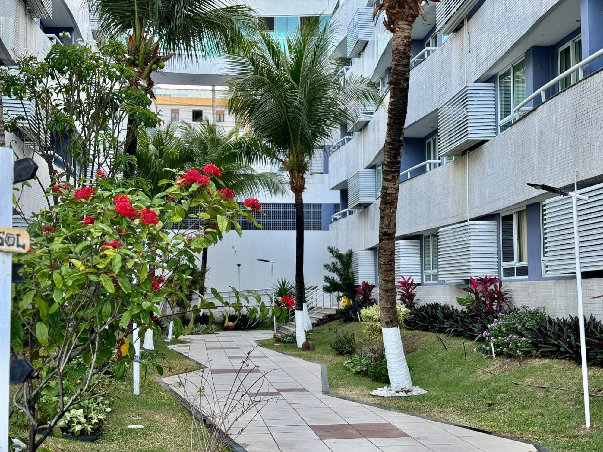Edy Hospedagens Beira-Mar Flat 310 Com Vista Para O Morro Do Careca, Piscina E Localizacao Privilegiada Натал Екстериор снимка